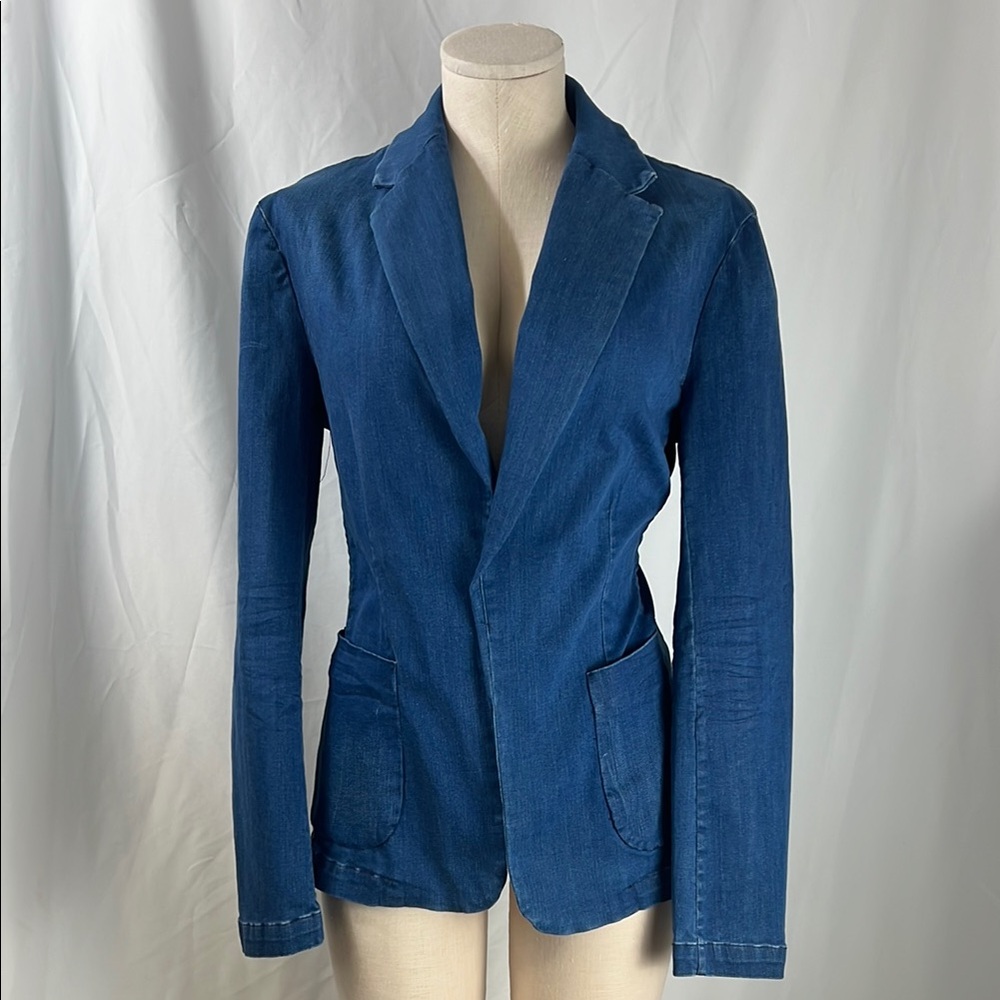 Frank & Eileen “Dublin” Denim Blazer